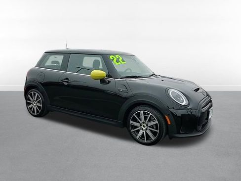 Used 2022 MINI Cooper SE image 3