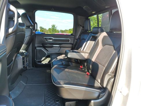 Used 2023 RAM 1500 Laramie AWD/4WD image 12