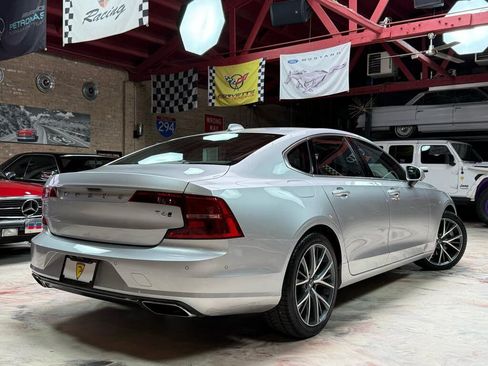Used 2017 Volvo S90 T6 Momentum w/ Vision Package AWD/4WD image 4
