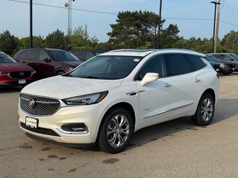 Used 2021 Buick Enclave Avenir w/ Avenir Technology Package AWD/4WD image 31