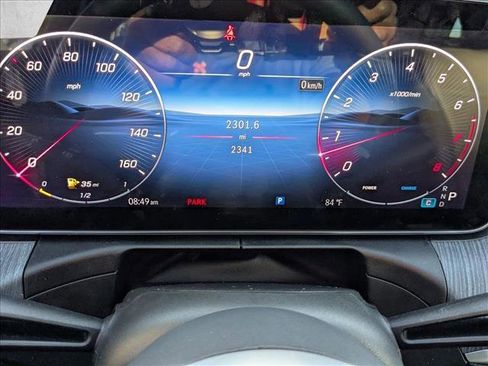 Used 2025 Mercedes-Benz C 300 Sedan image 11