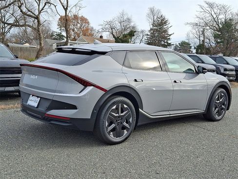 New 2025 Kia EV6 Light w/ Light LR Technology Package image 4