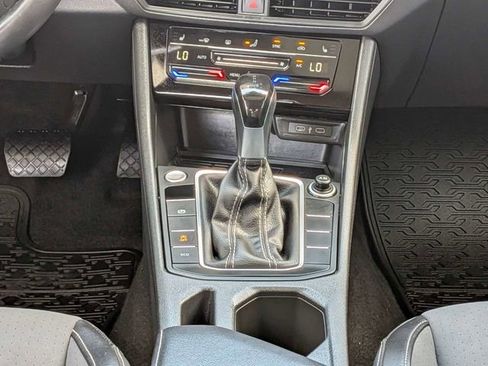 Certified 2026 Volkswagen Jetta SE FWD image 21