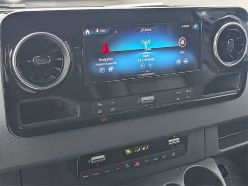 Used 2021 Mercedes-Benz Sprinter 2500 image 24