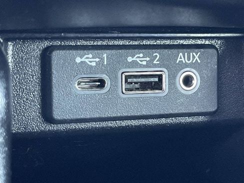 Used 2023 Nissan Maxima SR w/ Sport Mat Group FWD image 20