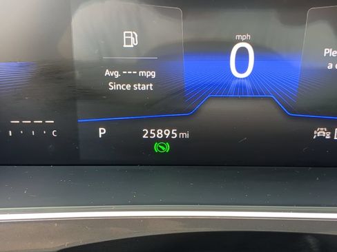 Certified 2023 Volkswagen Tiguan SE FWD image 31