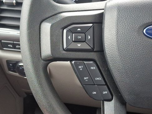Used 2020 Ford F350 XLT w/ XLT Premium Package AWD/4WD image 22