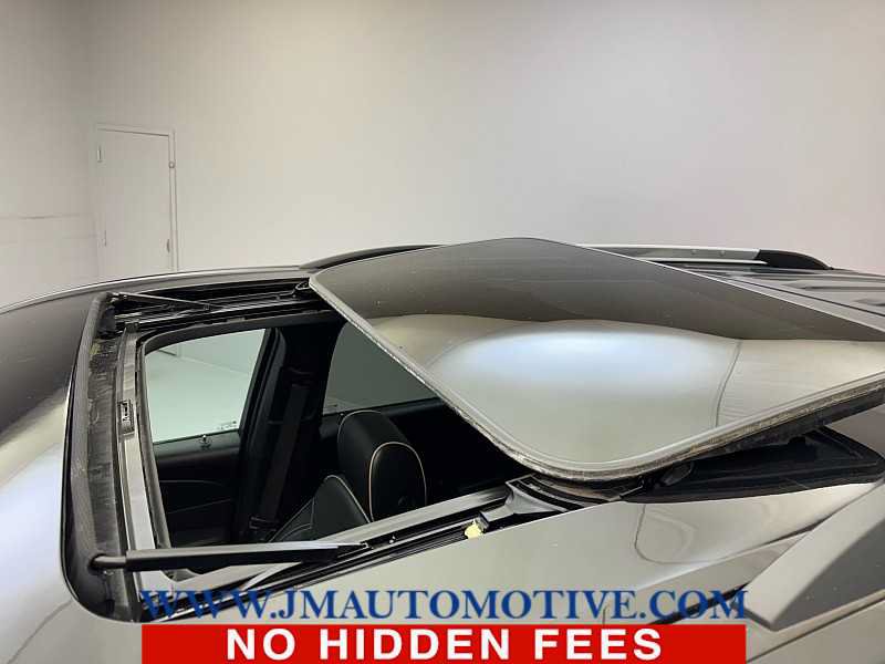 Used 2022 Chevrolet Traverse Premier AWD/4WD image 11