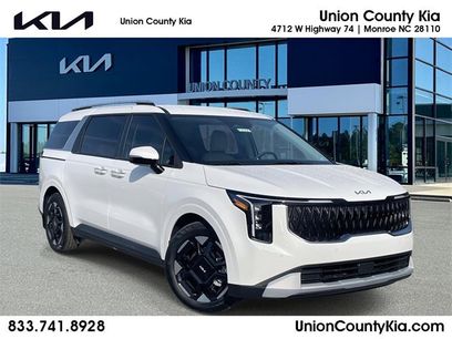 New 2026 Kia Carnival EX