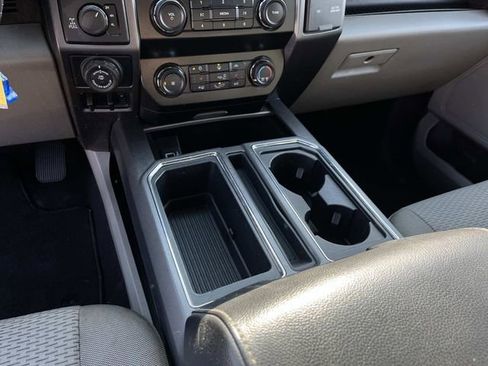 Used 2020 Ford F150 XLT w/ Equipment Group 302A Luxury AWD/4WD image 35