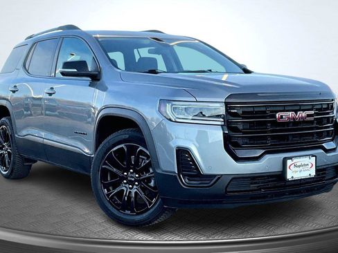 Used 2023 GMC Acadia SLE w/ Driver Convenience Package image 13