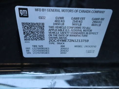 Used 2022 Chevrolet Silverado 2500 Custom w/ Custom Value Package AWD/4WD image 4