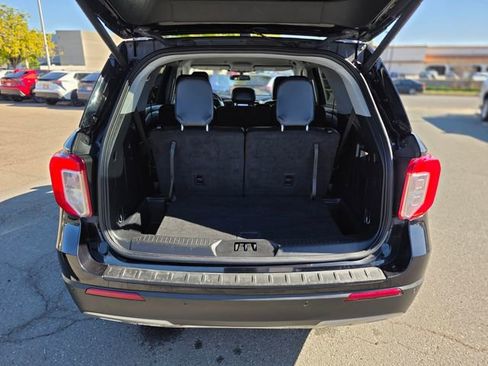 Used 2024 Ford Explorer XLT w/ Equipment Group 202A image 13