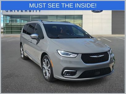 Used 2022 Chrysler Pacifica Pinnacle