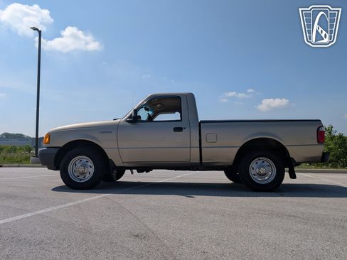 Used 2002 Ford Ranger 2WD Regular Cab image 7