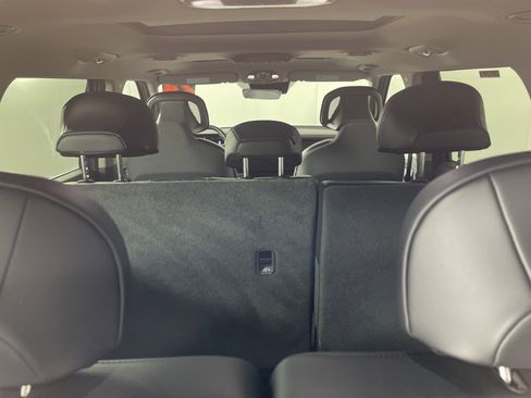 Used 2024 Kia EV9 Wind image 17