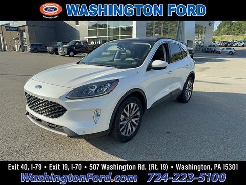 Used 2022 Ford Escape Titanium AWD/4WD image 1
