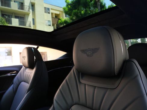 Used 2024 Bentley Continental GT AWD/4WD image 17