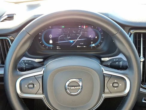 Used 2024 Volvo S60 B5 Core image 20