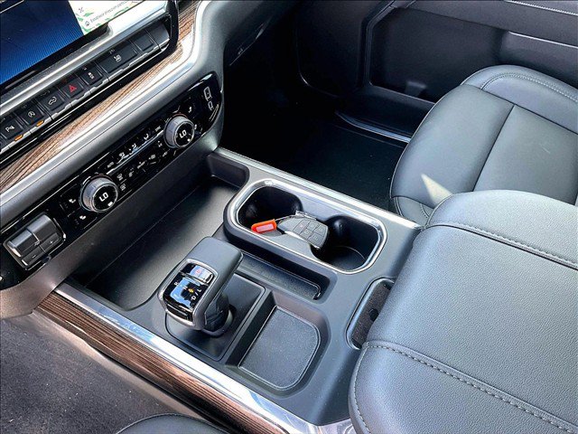 Used 2026 Chevrolet Silverado 1500 LT w/ Safety Package RWD image 15