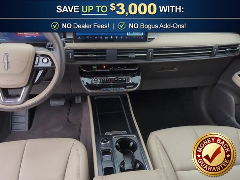Used 2024 Lincoln Corsair FWD image 20