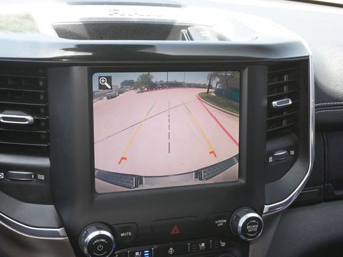 Used 2019 RAM 1500 Laramie w/ Sport Appearance Package AWD/4WD image 16
