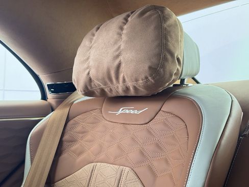 New 2026 Bentley Flying Spur Plug-In Hybrid image 31