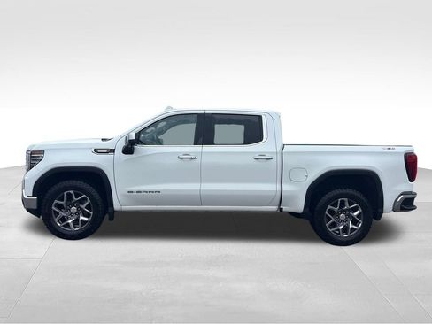 Used 2022 GMC Sierra 1500 SLT AWD/4WD image 13