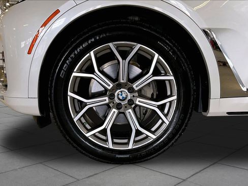 Used 2020 BMW X7 xDrive40i AWD/4WD image 10