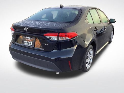 Used 2025 Toyota Corolla LE FWD image 10