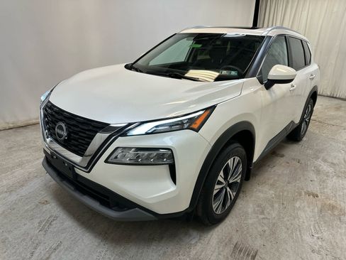 Certified 2023 Nissan Rogue SV w/ SV Premium B Package image 10