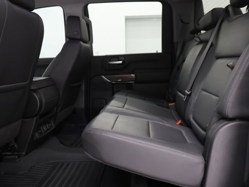 Used 2023 Chevrolet Silverado 3500 LTZ w/ Gooseneck/5TH Wheel Package image 9