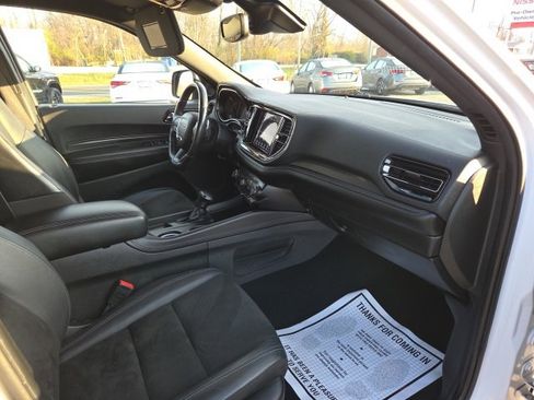 Used 2022 Dodge Durango GT image 24