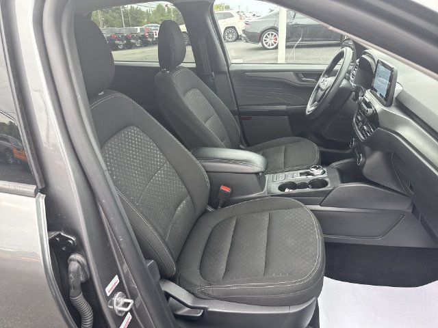 Used 2025 Ford Escape Active FWD image 28