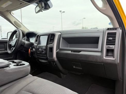 Used 2019 RAM 1500 Express w/ Wheel & Sound Group AWD/4WD image 10