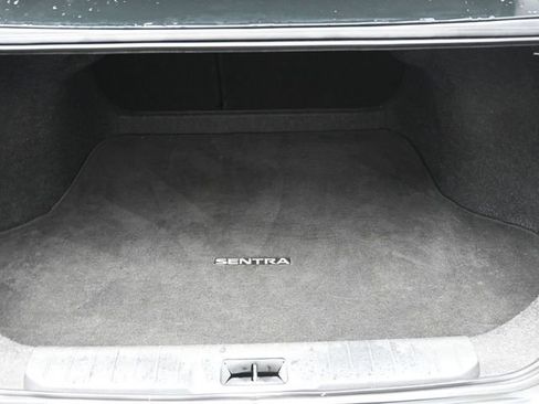 Used 2021 Nissan Sentra SR image 28