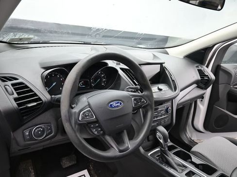 Used 2019 Ford Escape SE image 13