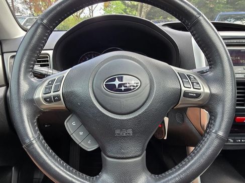 Used 2011 Subaru Forester 2.5X Touring AWD/4WD image 14