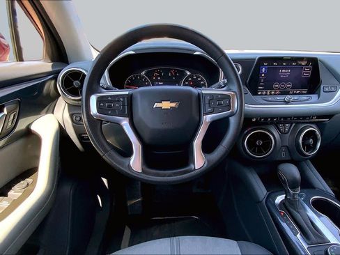 Used 2022 Chevrolet Blazer LT w/ LPO, Floor Liner Package FWD image 6