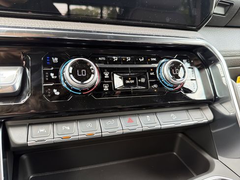 New 2026 GMC Sierra 1500 Denali w/ Technology Package AWD/4WD image 19