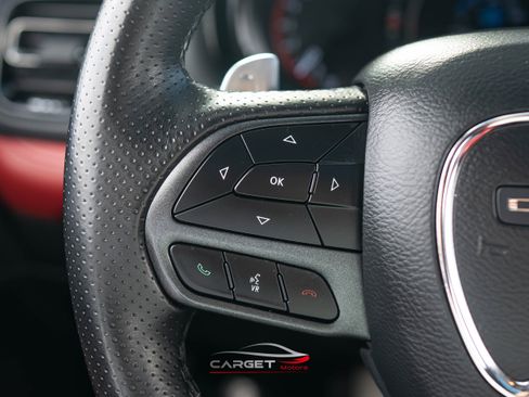 Used 2022 Dodge Durango R/T w/ Blacktop Package AWD/4WD image 26