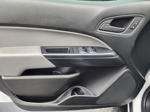 Used 2022 Chevrolet Colorado W/T w/ WT Convenience Package image 24