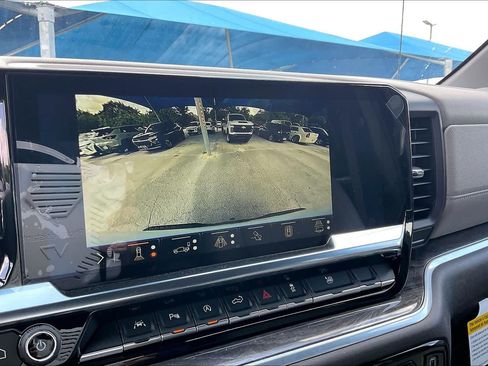 New 2026 Chevrolet Silverado 1500 LTZ w/ LTZ Premium Package AWD/4WD image 18
