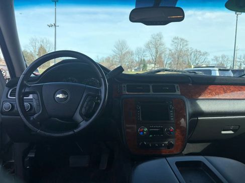 Used 2010 Chevrolet Silverado 1500 LTZ w/ Convenience Package image 12