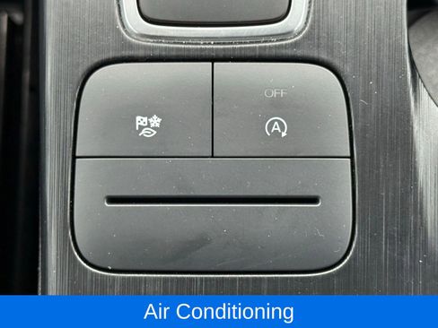 Used 2022 Ford Escape SEL image 22