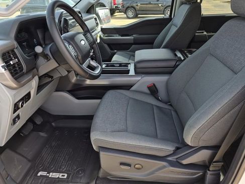 New 2026 Ford F150 XLT w/ XLT Chrome Appearance Package AWD/4WD image 9