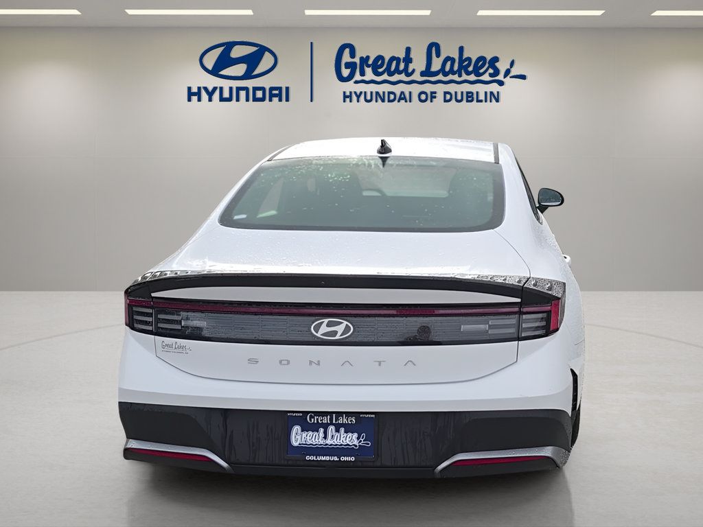 Certified 2026 Hyundai Sonata SE FWD image 4