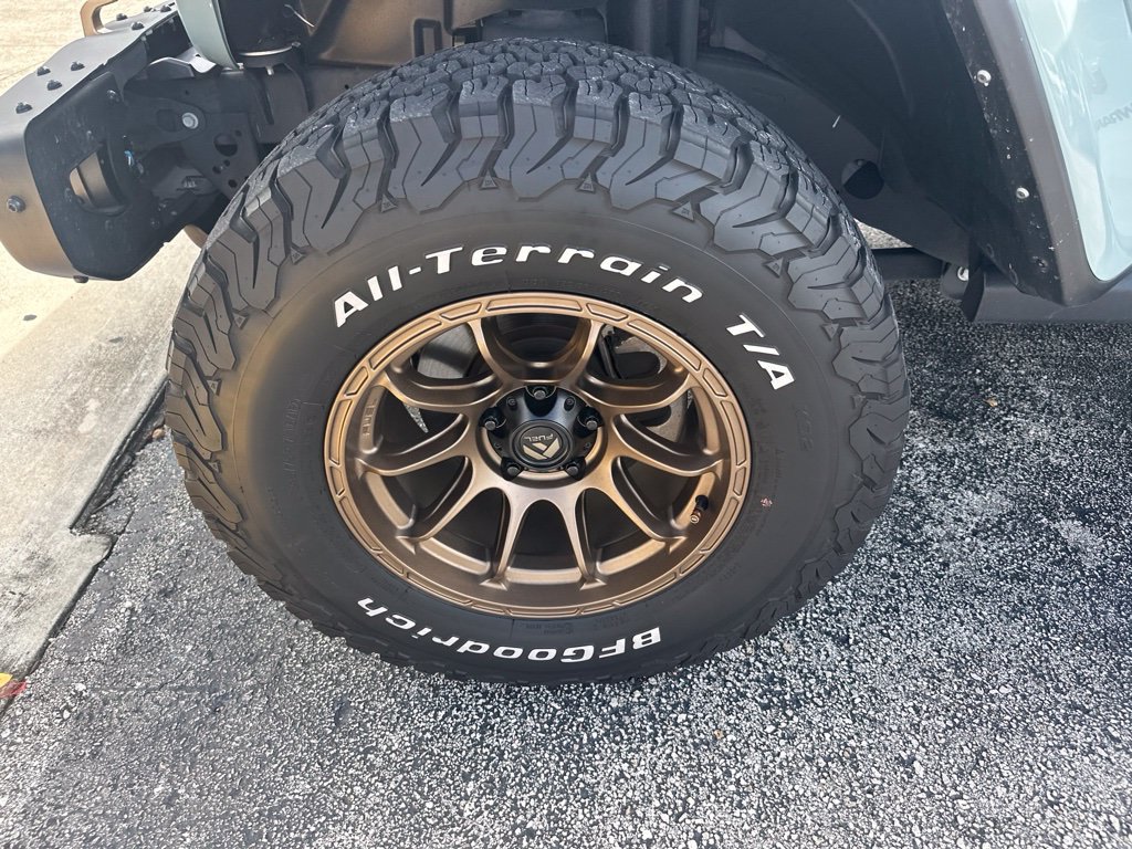Used 2023 Jeep Wrangler Unlimited Rubicon 392 w/ Trailer Tow Package AWD/4WD image 19