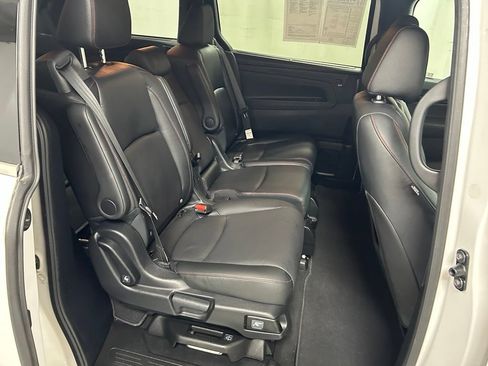 Certified 2024 Honda Odyssey Sport image 14