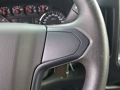 Used 2019 Chevrolet Silverado 1500 Custom w/ Custom Convenience Package image 24